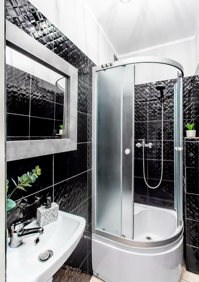 Clicktheflat Wilcza Street Apart Rooms Варшава Екстер'єр фото